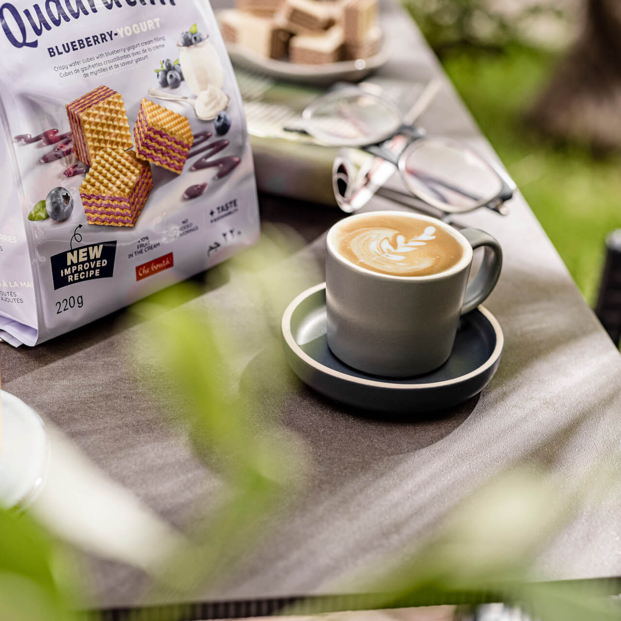 Quadratini Blueberry-Yogurt, Creme-Filled Wafers, 7.76 oz. Bag - Image 4